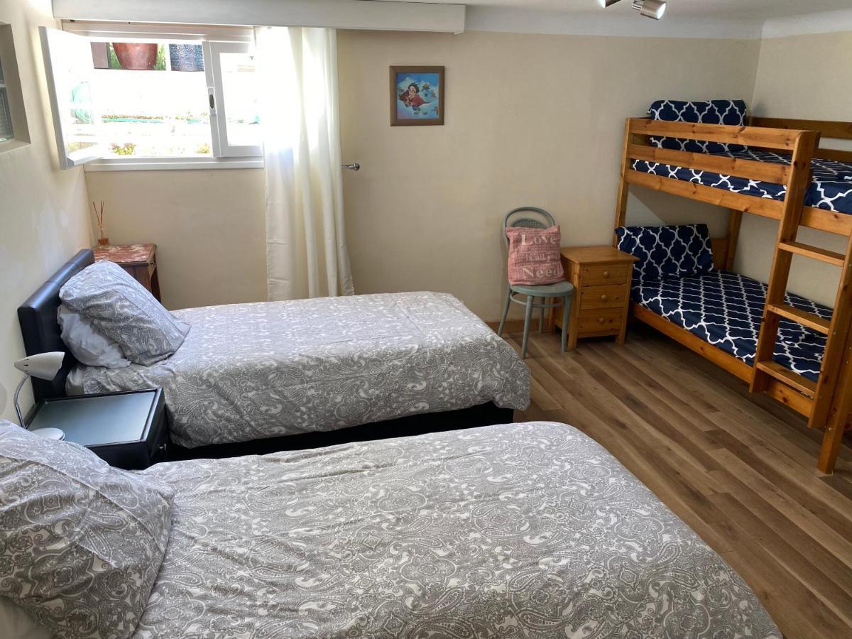 Peaceful 3 Bedroom 8 Person Ground Floor Apartment With Large Private Heated Pool La Digne-d'Amont Exterior foto