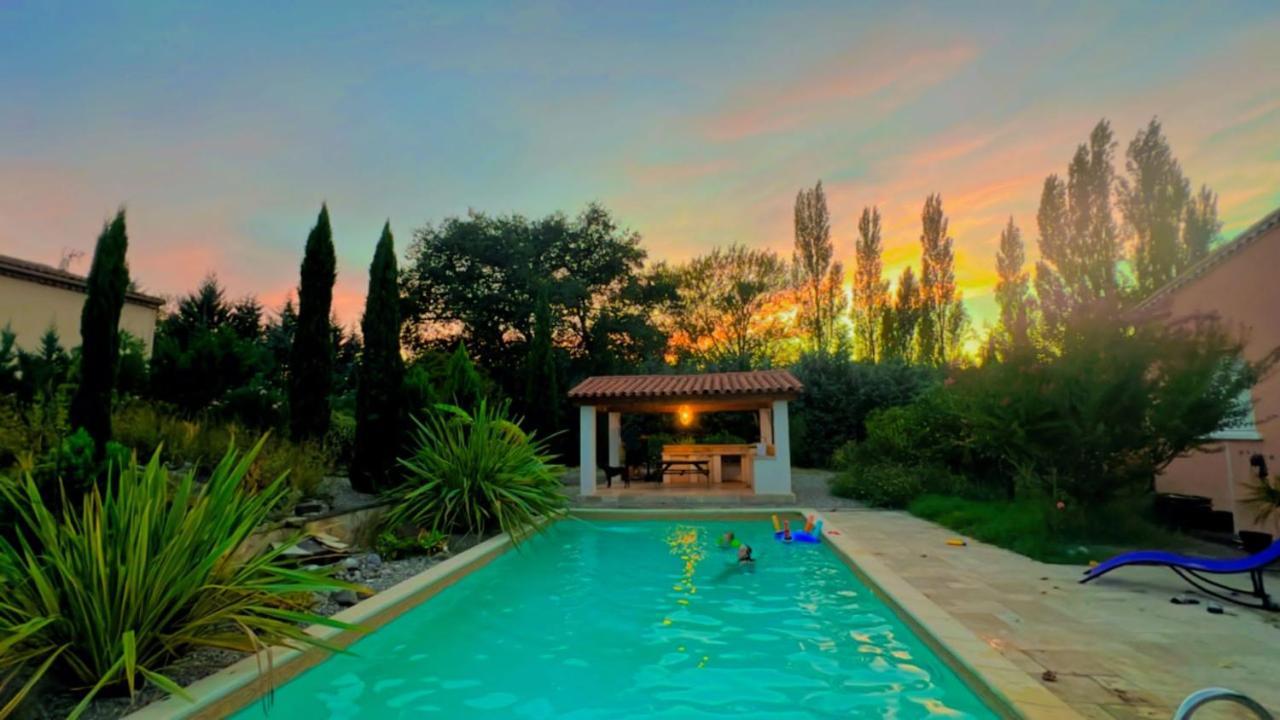 Peaceful 3 Bedroom 8 Person Ground Floor Apartment With Large Private Heated Pool La Digne-d'Amont Exterior foto